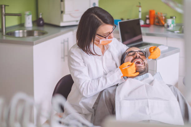 Best Emergency Tooth Extraction in Marion, IA